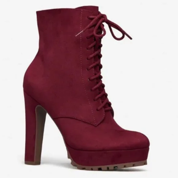 BRAND NEW Burgandy Lace up bootie - Picture 1 of 3